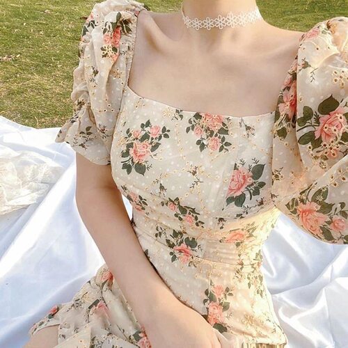Square collar bubble sleeve floral dress方领泡泡袖碎花连衣裙