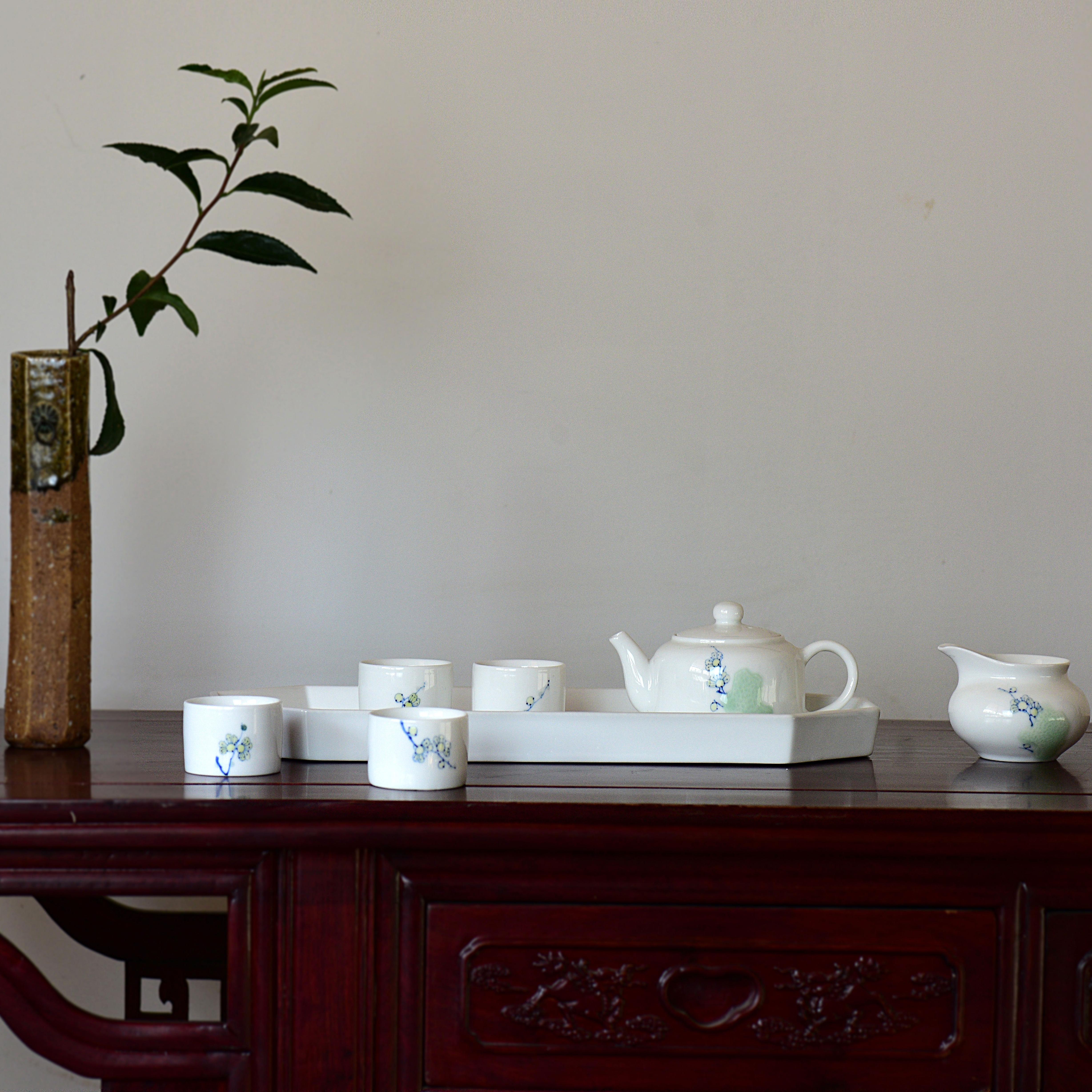 望龙陶瓷7头青釉浮雕梅花茶具