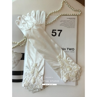 锻面长款复古蕾丝全指手钉珠婚纱手套 轻纱旅拍配饰摄影