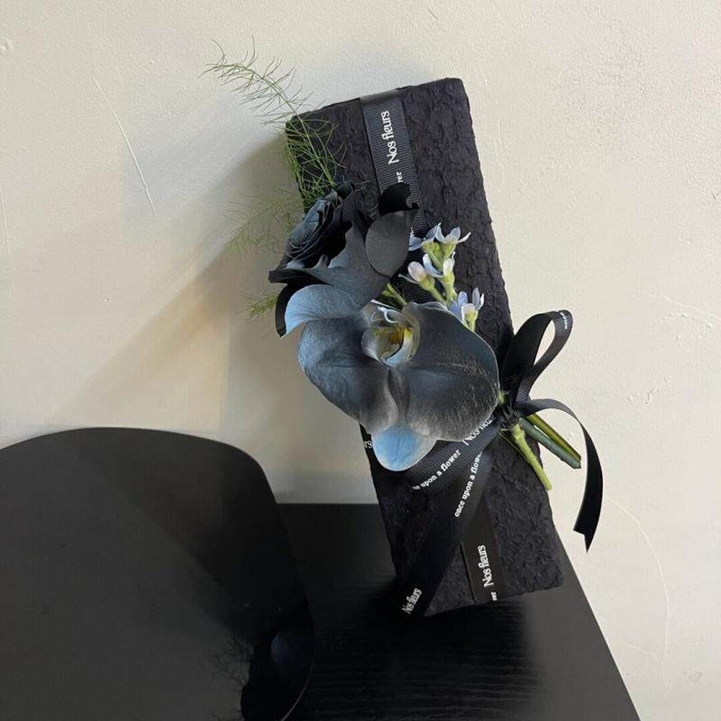 高级感黑色包装纸石纹纸烟盒包装材料创意礼物装饰礼物惊喜礼品