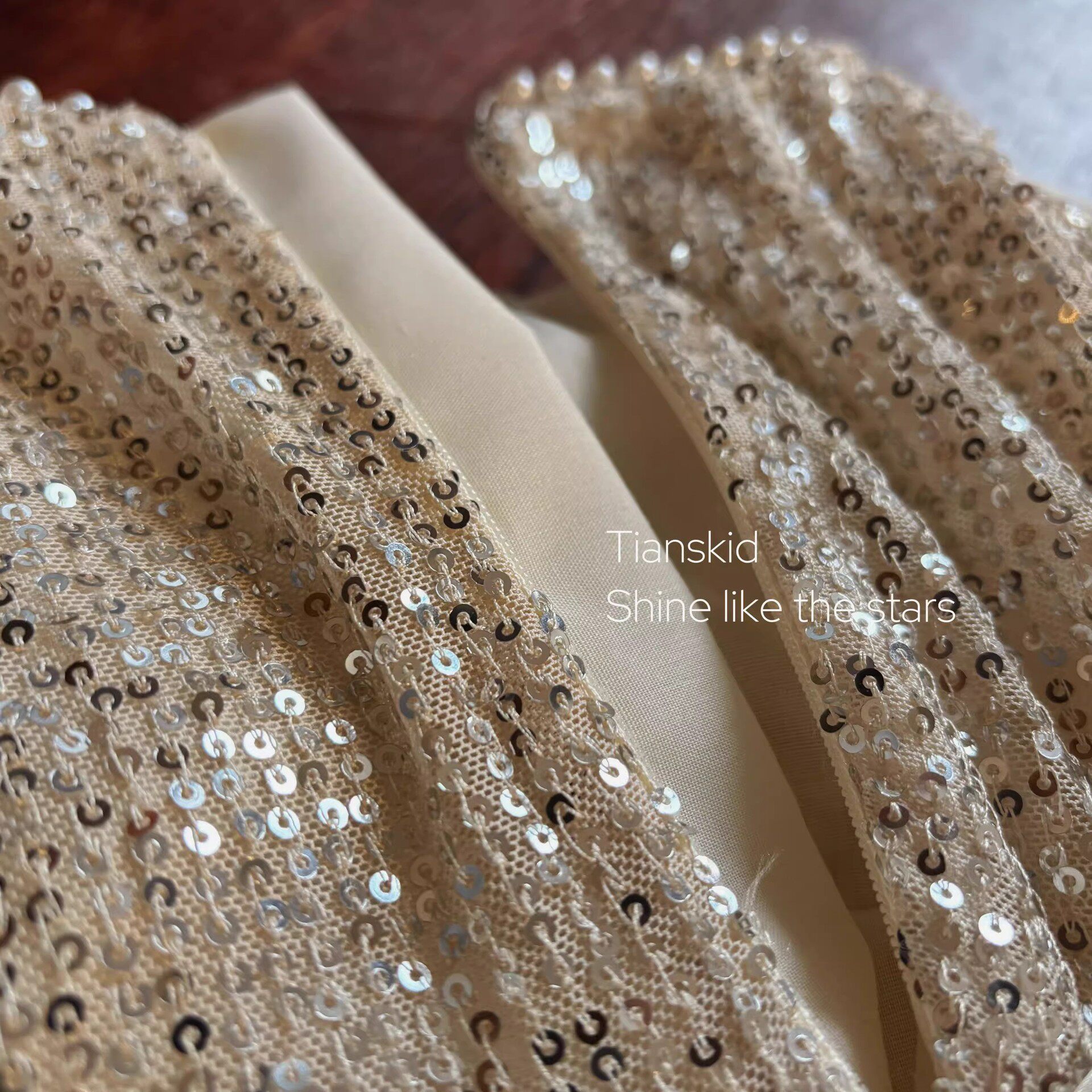 女童公主裙2025新款夏装中小童重工连衣裙女宝宝生日周岁礼服裙子