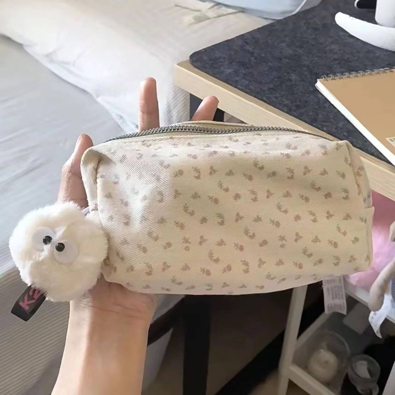 ins风小清新少女高颜值奶油小碎花笔袋可爱简约小众收纳袋文具盒