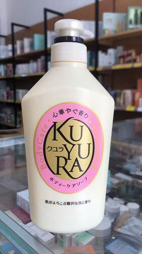 日本可悠然美肌沐浴露滋润保湿男女沐浴乳木质香氛清洁保湿沐浴液