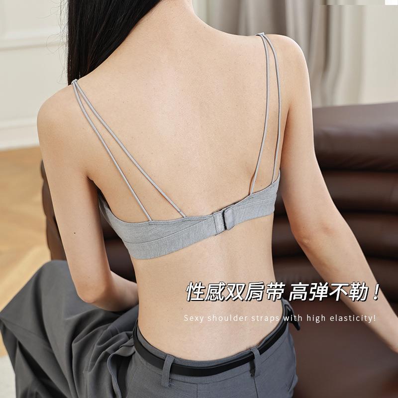 新款直销秋冬羊绒蛋白无痕内衣女聚拢法式深V三角杯无钢圈文胸美