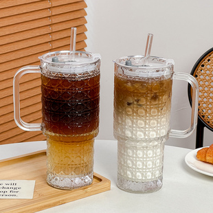 巨无霸带把手吸管杯大容量玻璃杯女生高颜值带盖办公室咖啡水杯子