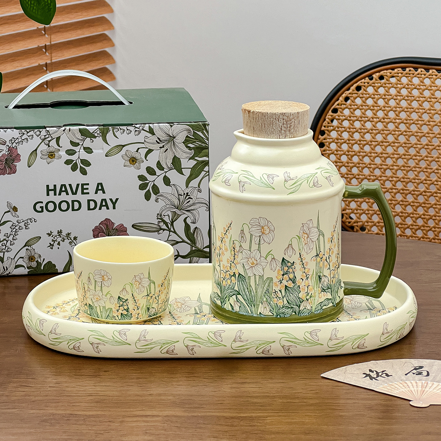 幸福风铃花水壶杯套装带盖茶杯