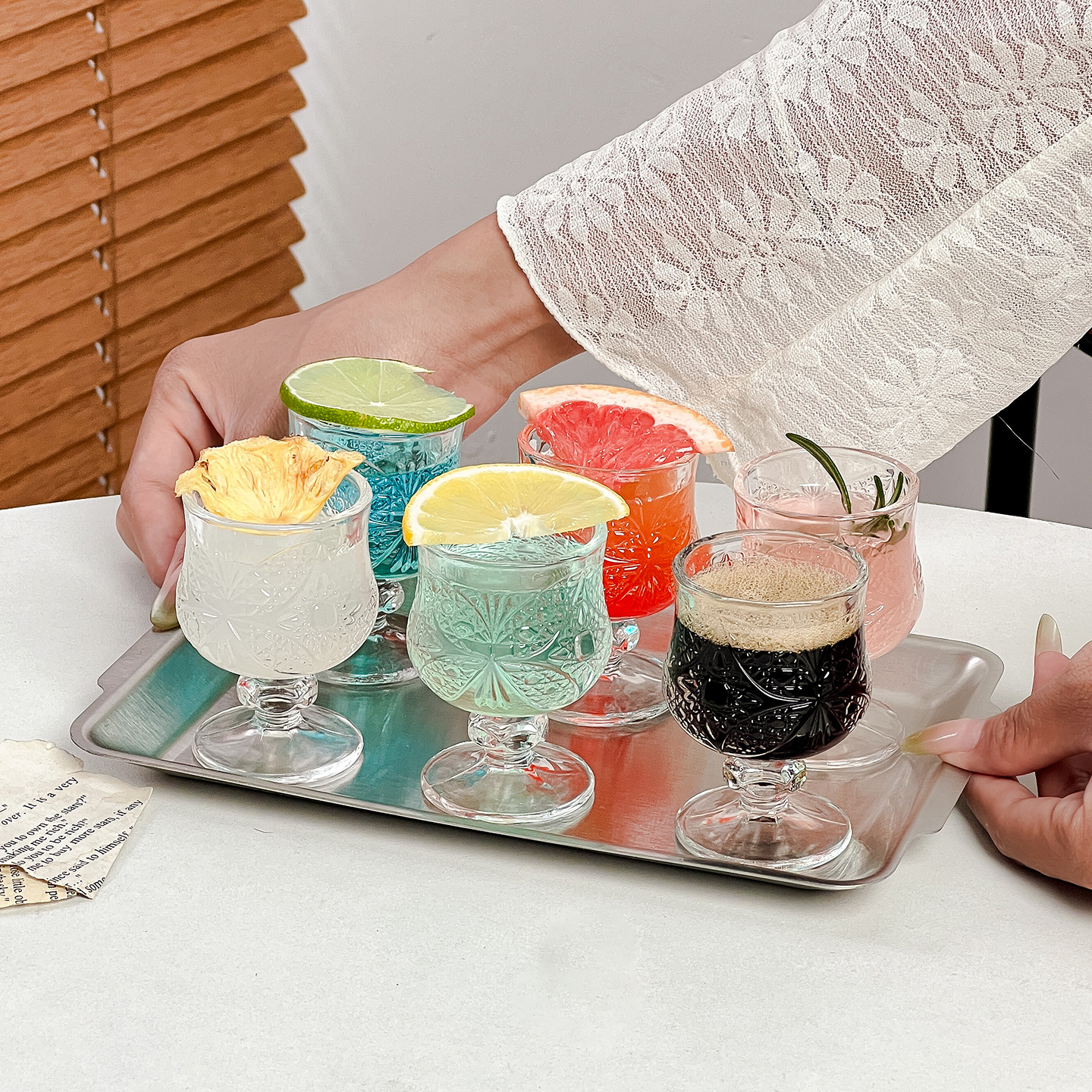 复古浮雕刻花钻石玻璃杯创意迷你果酒杯精致高脚甜酒小酒杯一口杯