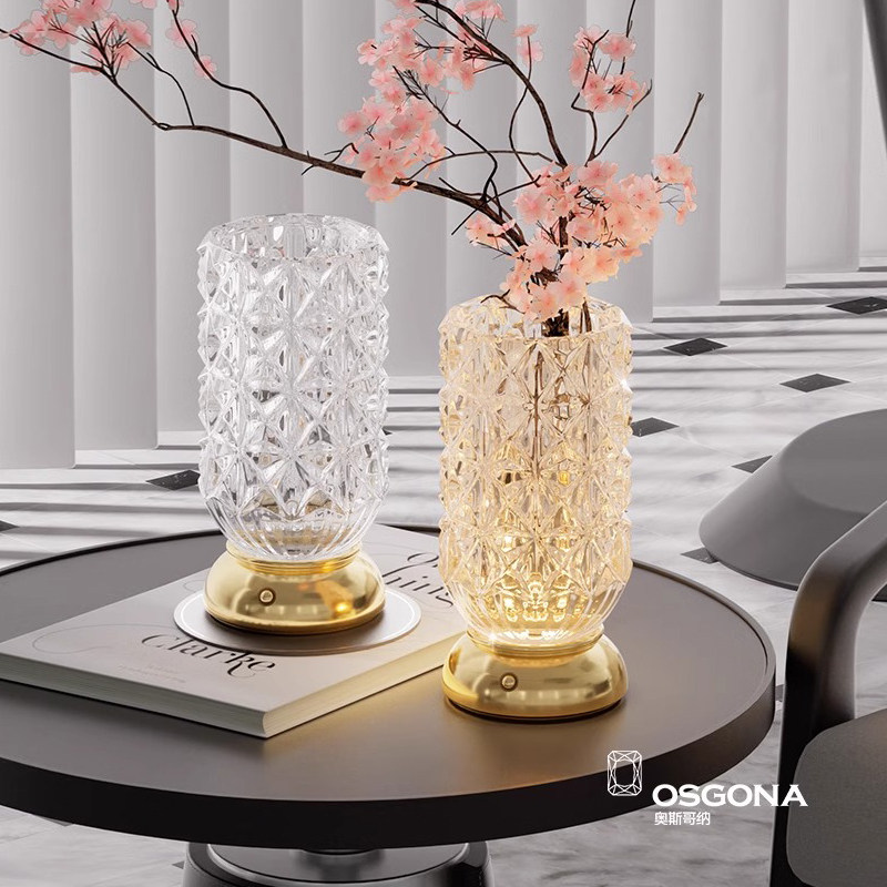 北欧轻奢水晶花瓶台灯网红客厅餐厅摆件插花灯简约现代卧室床头灯