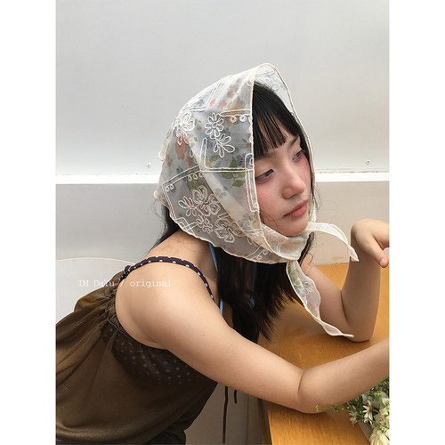 DaYu春日来信蕾丝刺绣小花三角巾