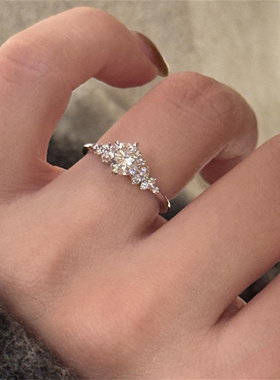 超闪圆形锆石戒指女款