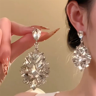 zoozmomo超闪满钻锆石耳饰女时尚气质名媛耳环晚会清冷感夸张耳钉
