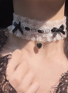 黑色蝴蝶结爱心吊坠项链女