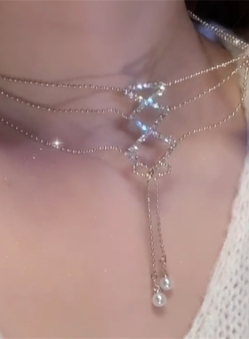 银色蝴蝶结丝珍珠吊坠项链