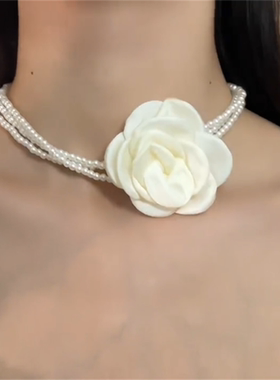 白色珍珠花朵项链女款