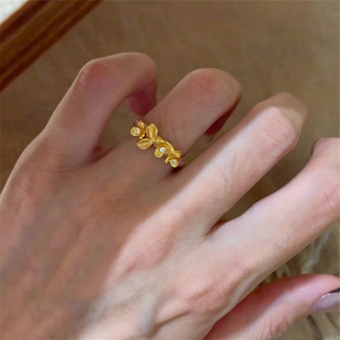 zoozmomo金色蝶恋花戒指女款艳丽氛围感简约小众设计气质开口指环