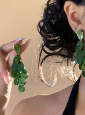 zoozmomo长款绿色圆片耳钉女高级感显脸小精致独特耳环度假风耳饰