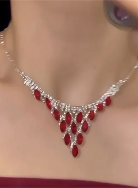 红色水滴锆石流苏项链女