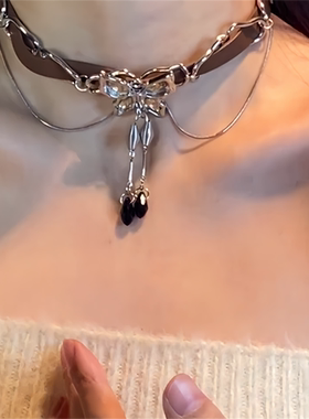 重工蝴蝶流苏项链辣妹