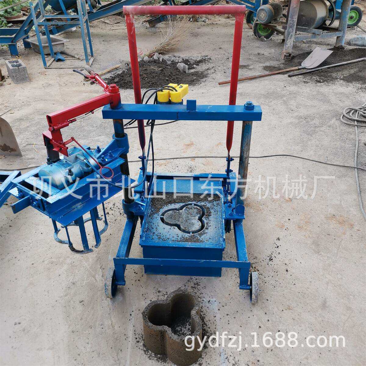 小移动制作花盆砖2-45水泥压砖机可以更换模具制作不同规格尺寸砖