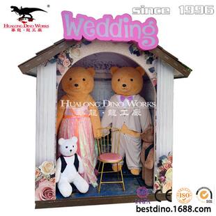 电影卡通形象制作厂家商场美陈布置能动的卡通人物模型摆件.