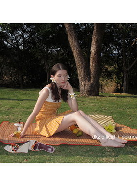 DKZ  橙色格纹吊带百褶连衣裙女夏季新款中长裙