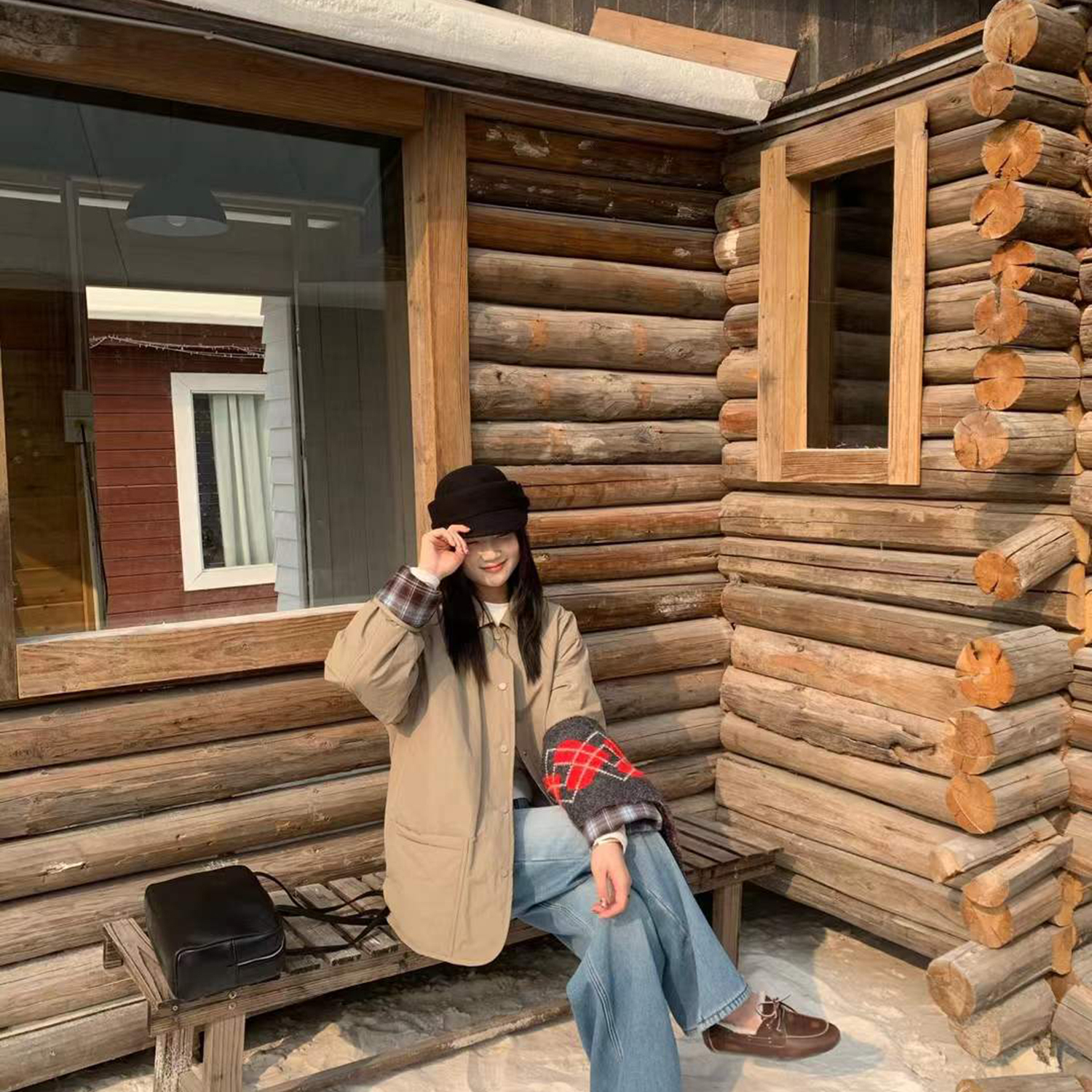 莓果新款翻领单排扣宽松翻袖格纹撞色设计感保暖羽绒服外套h5271