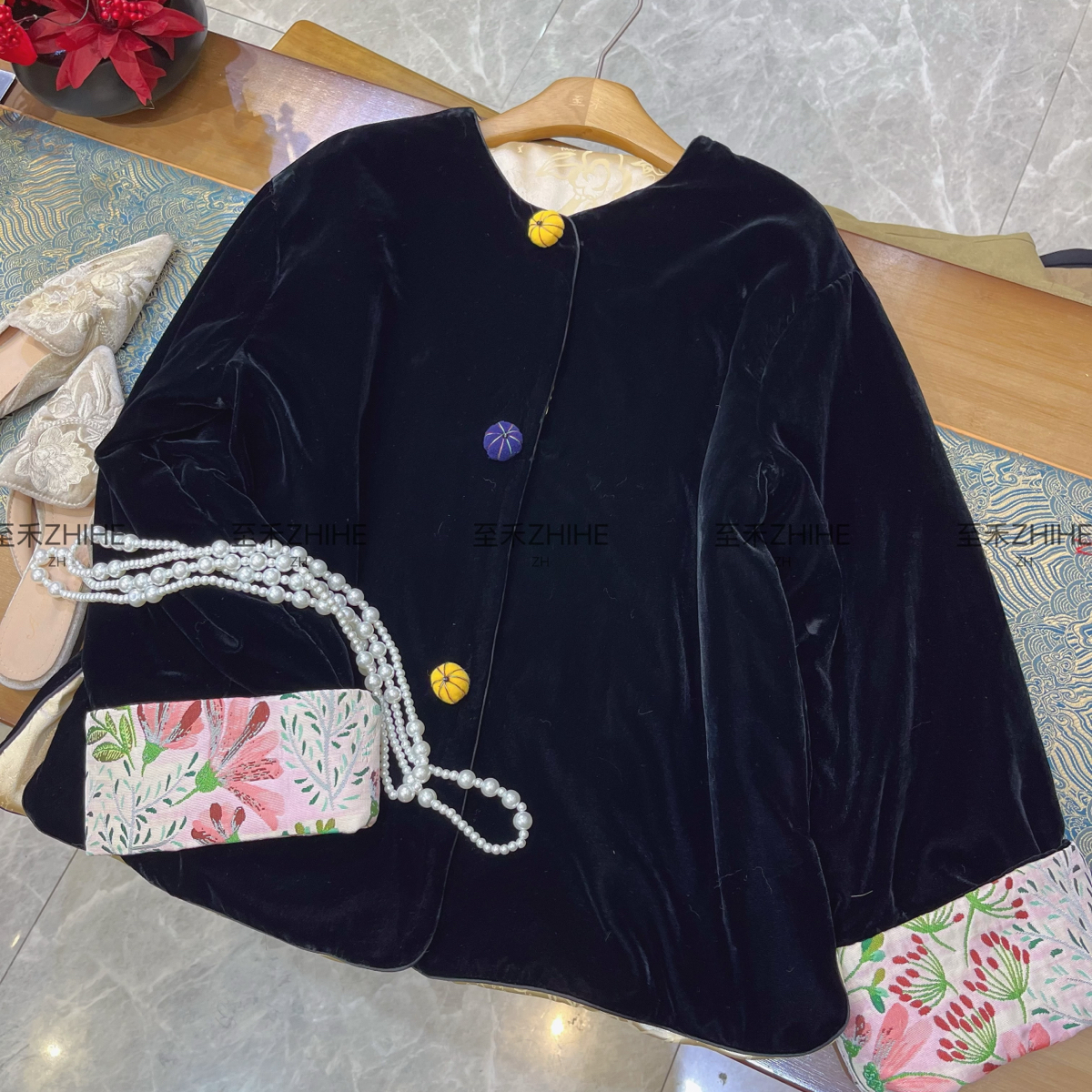 莓果小众新中式真丝丝绒南瓜扣时尚保暖棉服外套YS2-t0172