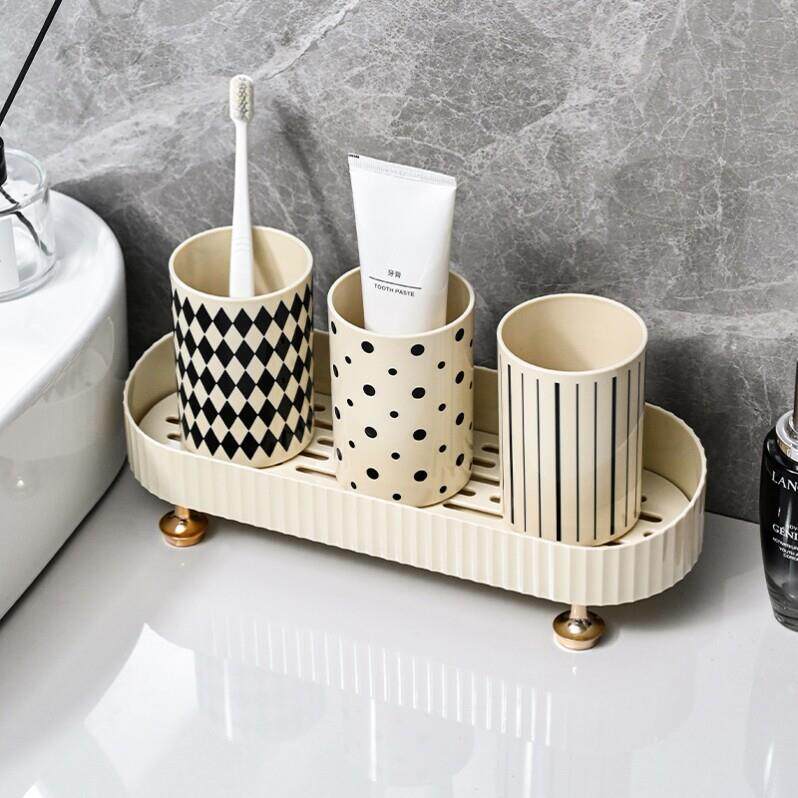 日本进口漱口杯家用高档创意刷牙杯牙刷杯一家三口置物架洗漱杯