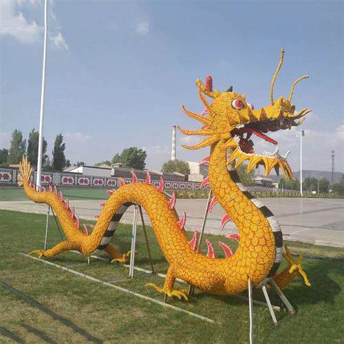 大型稻草人工艺品稻草雕塑摆件广场公园卡通造型仿真动物景观雕塑
