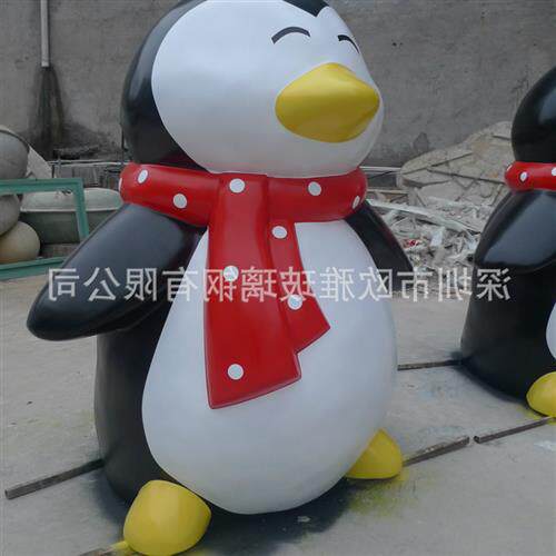 供应玻璃钢企鹅景观雕塑企业形象公仔美陈主题IP雕塑定做