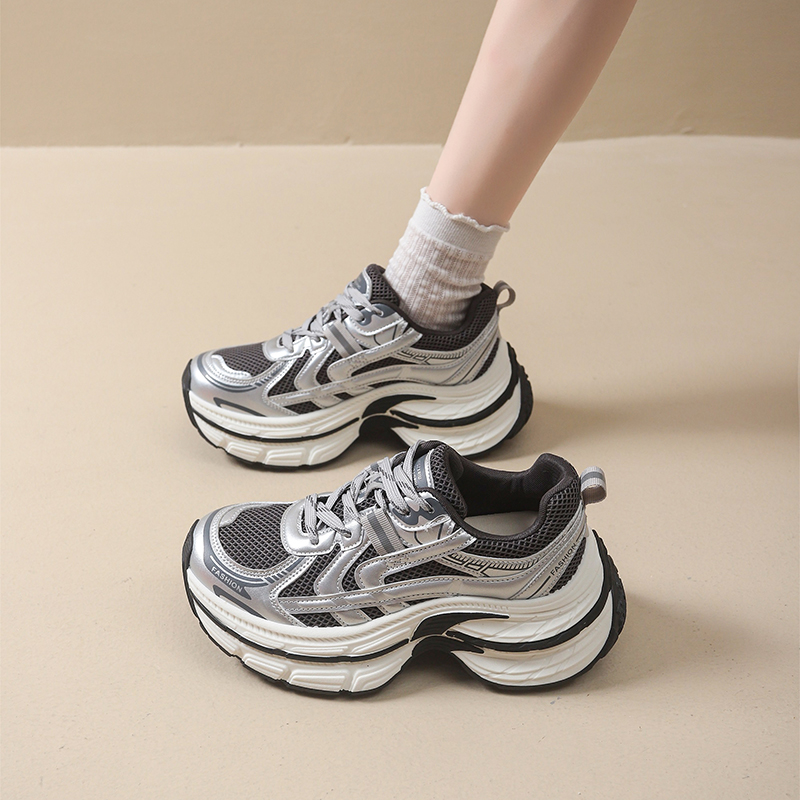 时尚爆款松糕轻便软底防滑老爹鞋