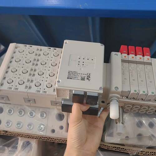 可议价阀岛组，型号EX245-SPN1A VQC2101