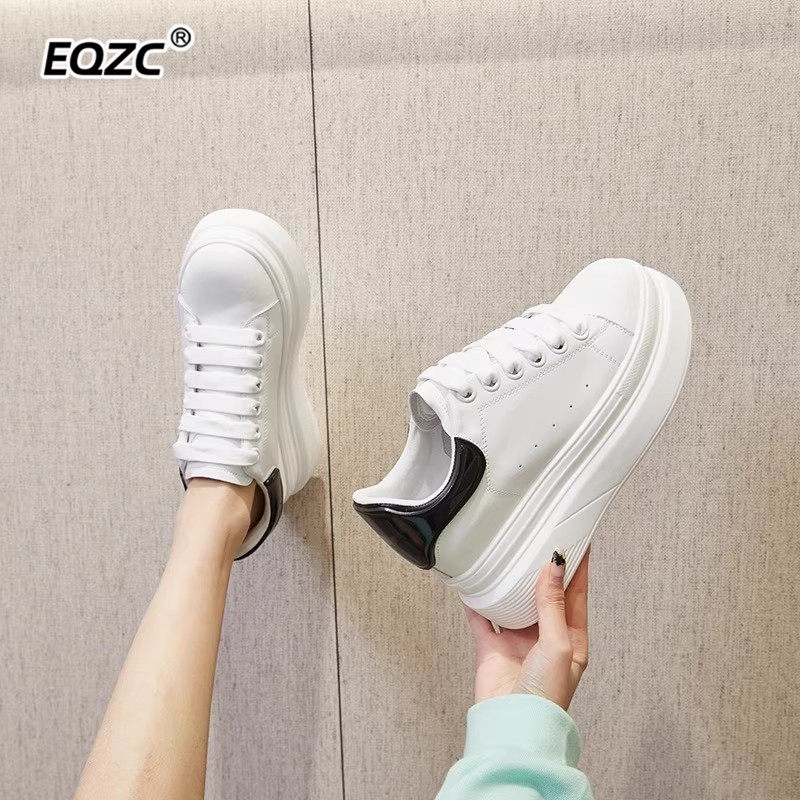 eqzc内增高8CM小白鞋女鞋2026新款春夏季时尚透气厚底小个子板鞋