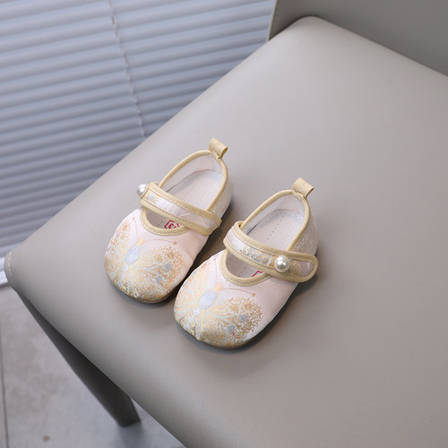 女宝宝周岁鞋抓周春秋软底婴儿防滑布鞋手工布鞋6到12个月汉服鞋