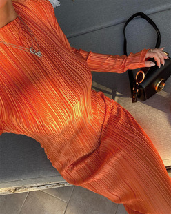 Leisure slim long sleeve dress woman 休闲修身长袖连衣裙女