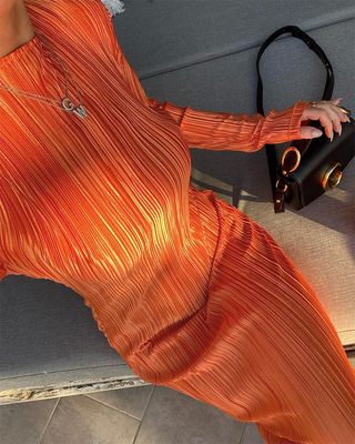 Leisure slim long sleeve dress woman    休闲修身长袖连衣裙女