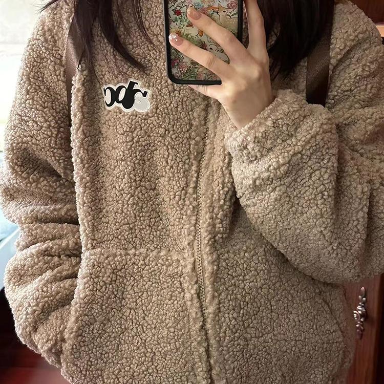 秋冬厚款驼色羊羔绒立领拉链棉服
