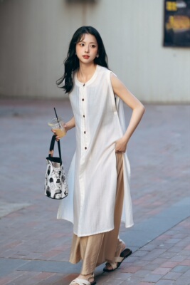 山海明光烟火色圆领长比甲套装