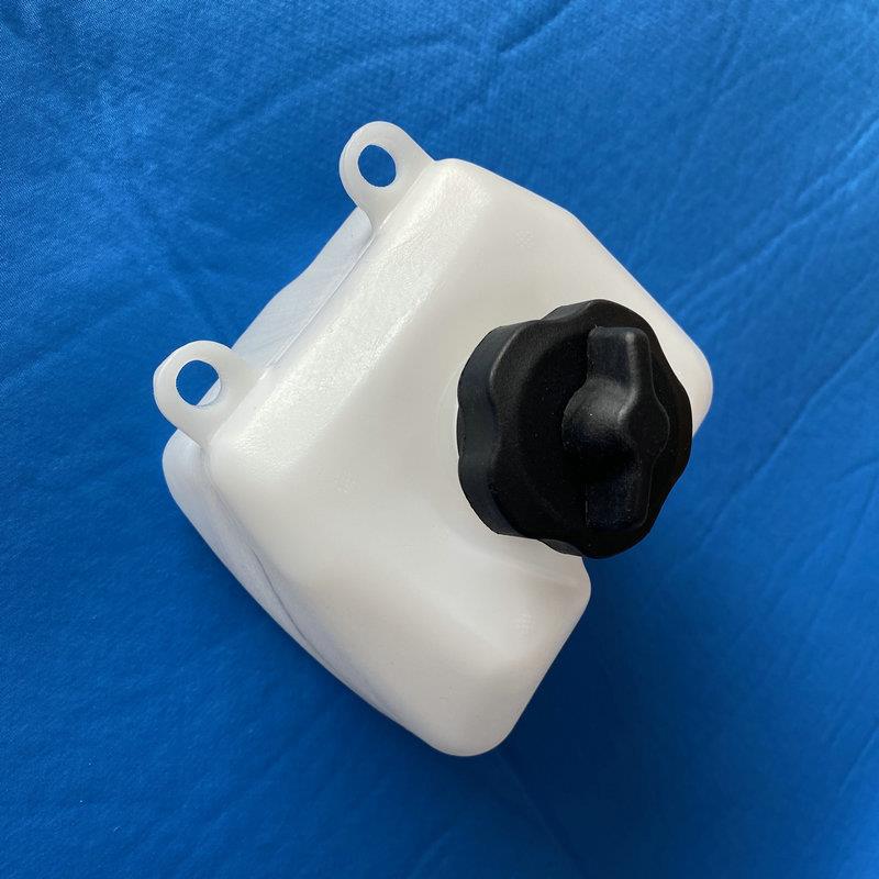 2.5F内置油箱塑料汽油桶汽车摩托车备用油箱柴油壶2.5F油箱