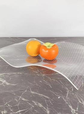 现代简约透明亚克力白色网格不规则造型果盘摆件样板房软装饰品