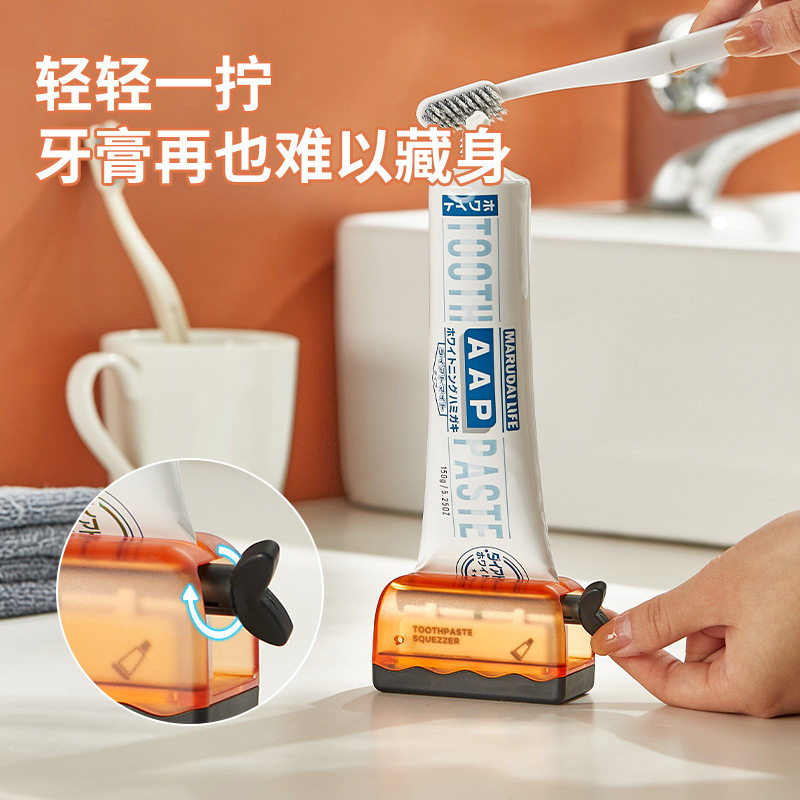 现货充足鲸鱼造型牙膏挤
