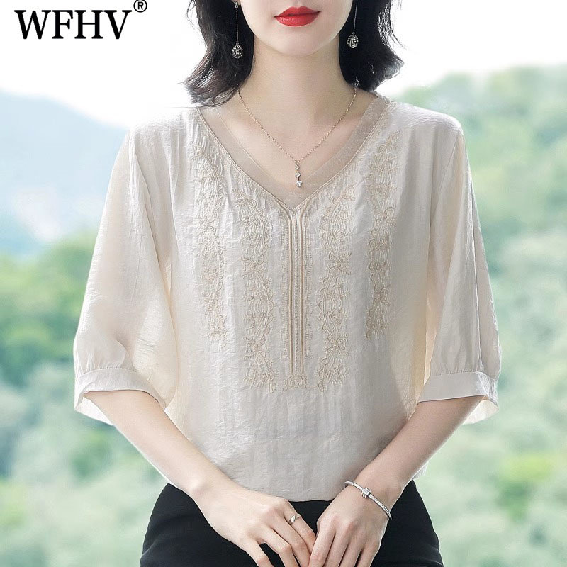 V领衬衫女中袖夏季2026新款时尚复古刺绣小衫宽松遮肚子妈妈上衣