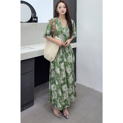 碎花连衣裙收腰显瘦长裙子大码女装夏季气质棉绸法式复古人造棉