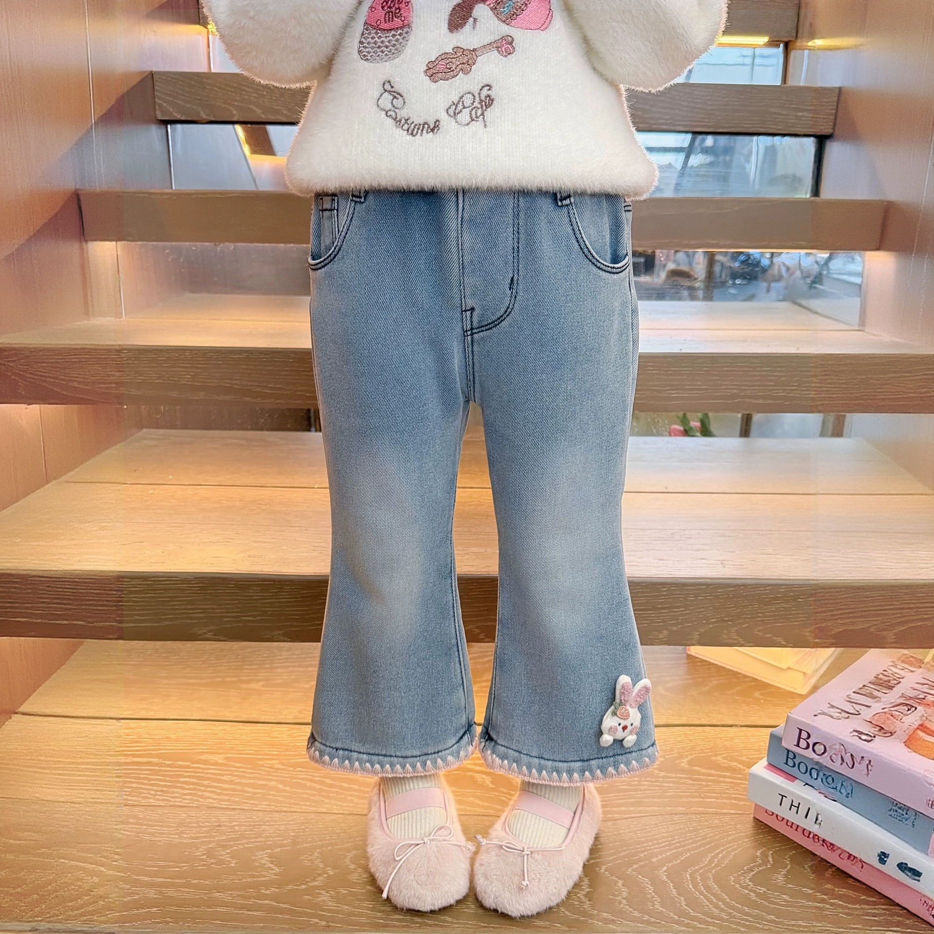 女童卡通立体兔子刺绣牛仔裤儿童加绒喇叭裤蓝色长裤宝宝裤子,童装/婴儿装/亲子装,儿童牛仔裤,淘宝优惠券,粉丝福利购,淘宝优惠卷
