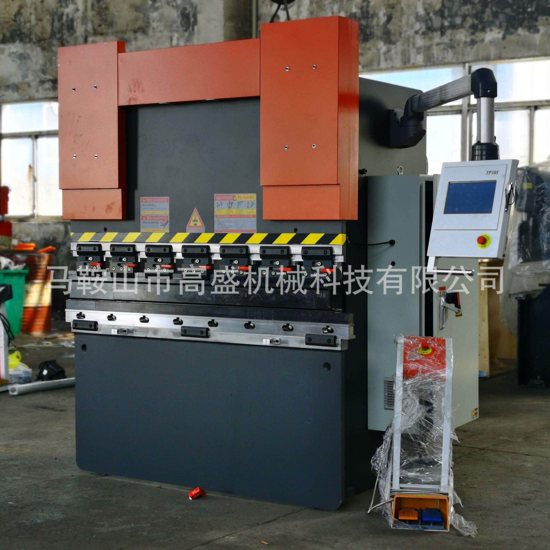 全动双服伺小型液压折弯机1.自6米TRDKP0S钮1轴全数控折弯机40吨