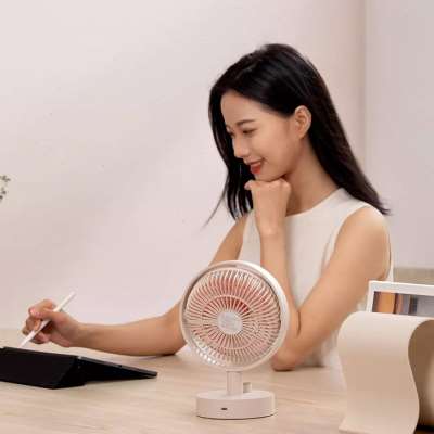 向物桌面风扇数显摇头学生宿舍迷你电风扇无极调速办公室静音充电