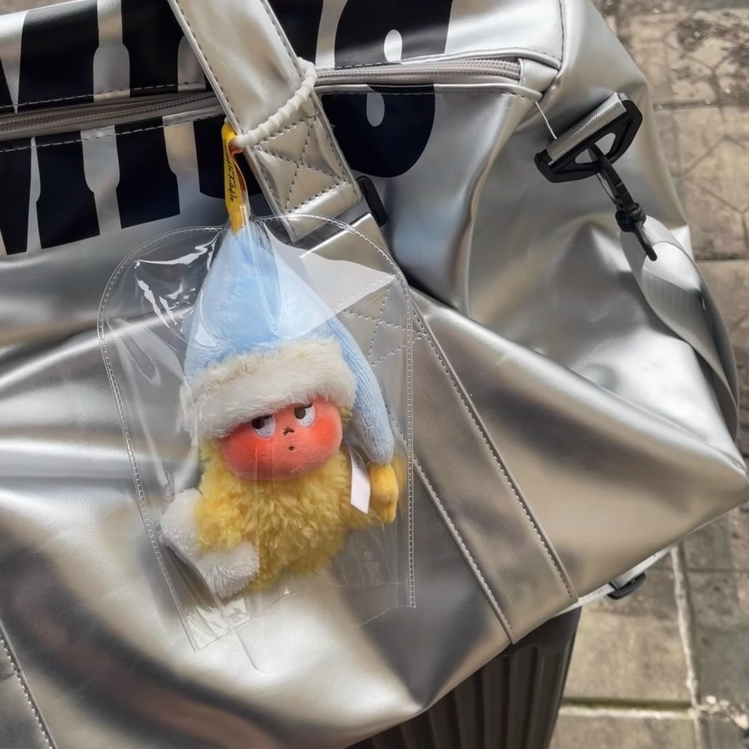 我们是星星人娃娃雨衣外套拉布星露贝儿毛绒挂件保护套防尘PVC