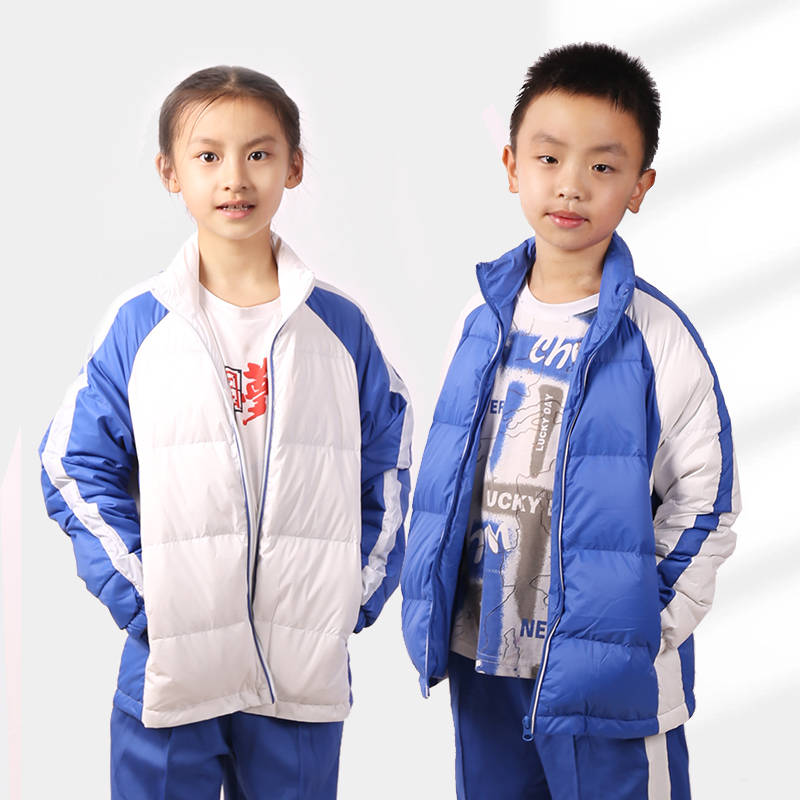 荆棘鸟深圳小学生冬装外套一体加绒冲锋衣外套小学生羽绒服校服