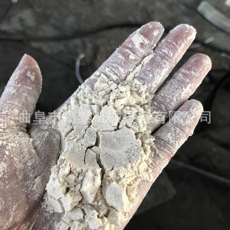 120目全麦面粉磨面机自吸无尘五谷杂粮粉碎机调味料辣椒粉碎机