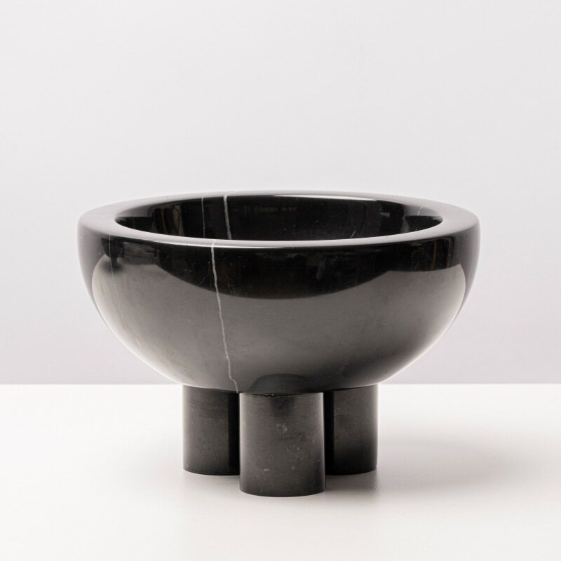 风创意大理石三角果盘收纳装饰品客厅餐桌黄洞石花盆花器摆件